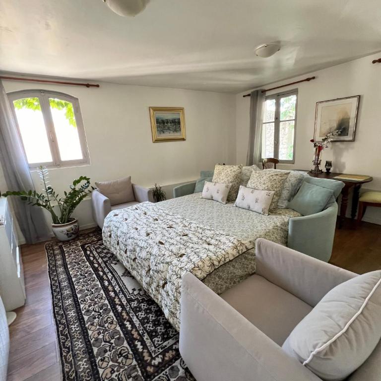 RÉNOVÉ, vue SUR Palais des Papes, terrasse et WIFI TROISIEME ETAGE - Apartment mit 1 Schlafzimmer - 6