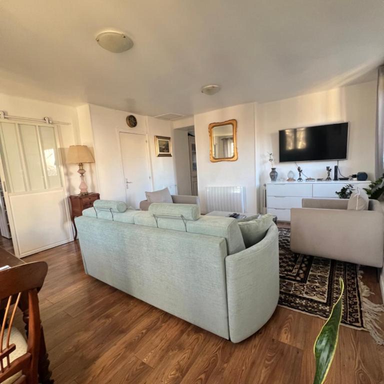 RÉNOVÉ, vue SUR Palais des Papes, terrasse et WIFI TROISIEME ETAGE - Apartment mit 1 Schlafzimmer - 21