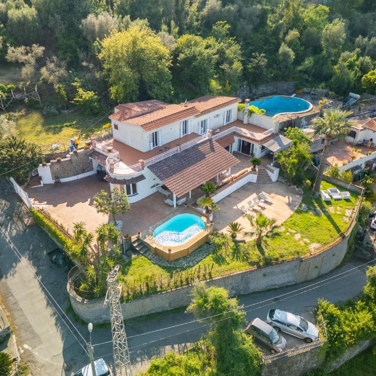 Villa Giu Giu vista mare con piscina a Sorrento - Villa - 35