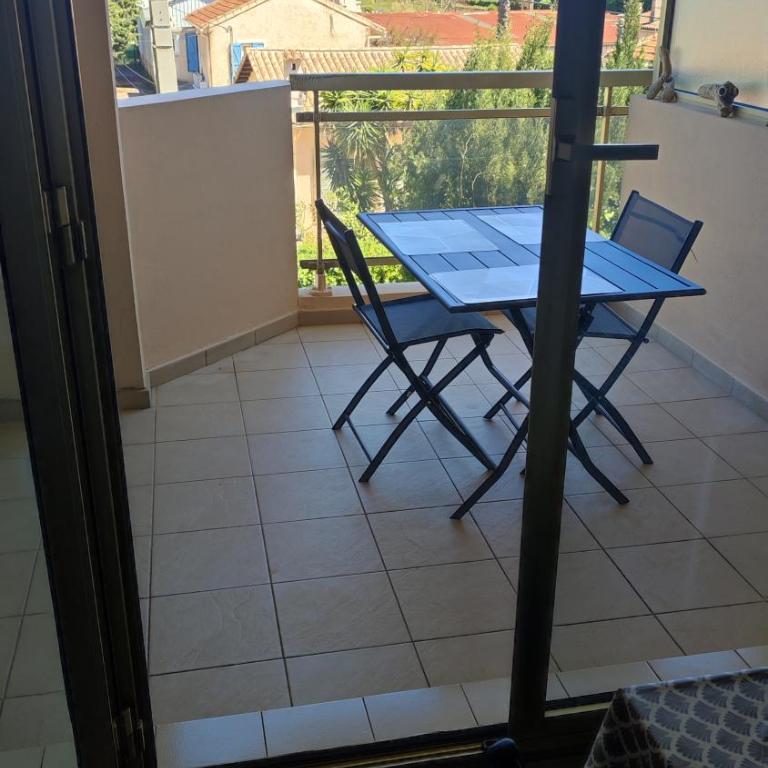 T2 coquet proche plages, port et centre ville - One-Bedroom Apartment - 5
