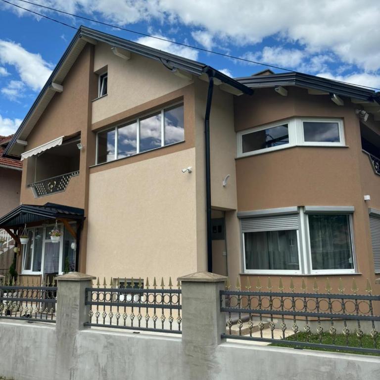 Villa Ilidza - Vila s 4 Spavaće Sobe - 4