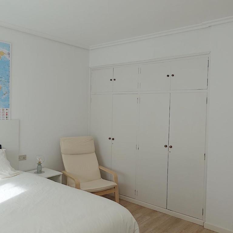 Piso céntrico de 5 dormitorios con garaje en Vigo - Apartment mit 5 Schlafzimmern - 18