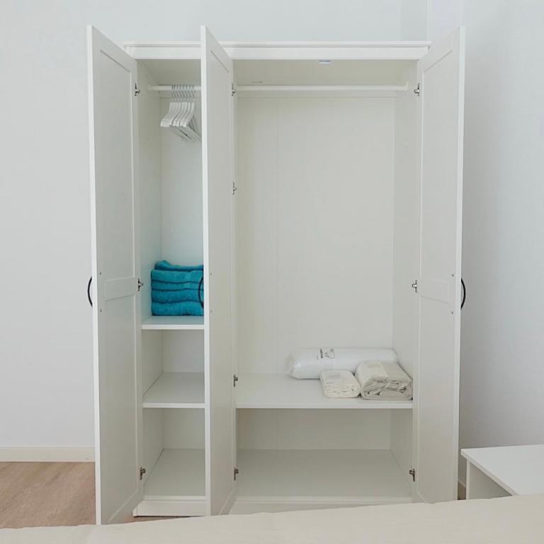 Piso céntrico de 5 dormitorios con garaje en Vigo - Apartment mit 5 Schlafzimmern - 26