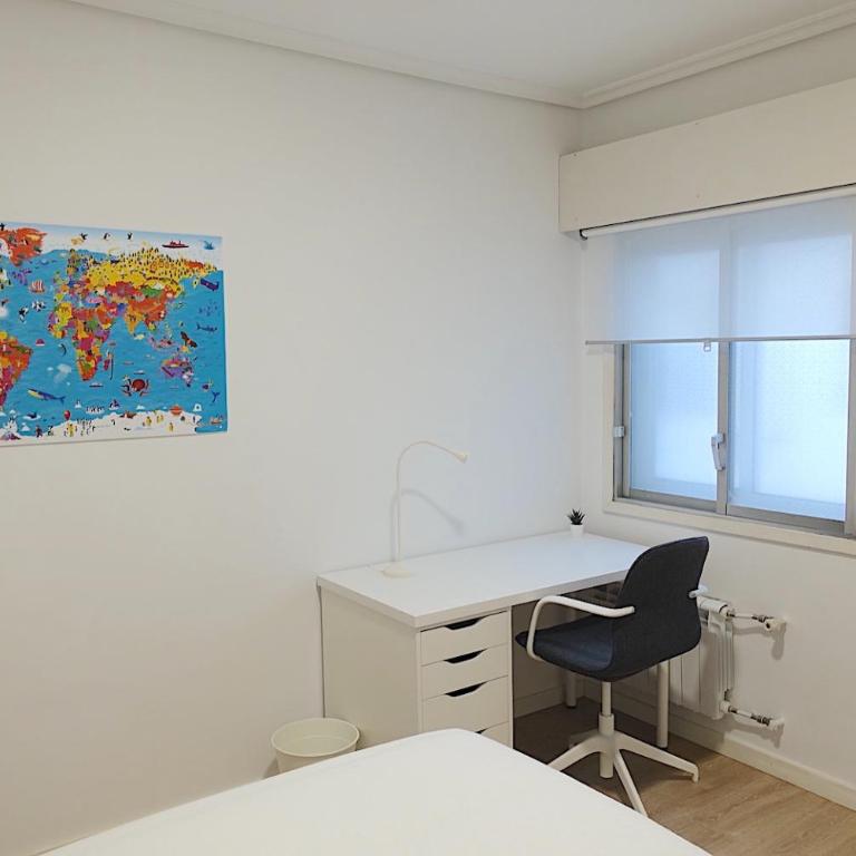 Piso céntrico de 5 dormitorios con garaje en Vigo - Apartment mit 5 Schlafzimmern - 30