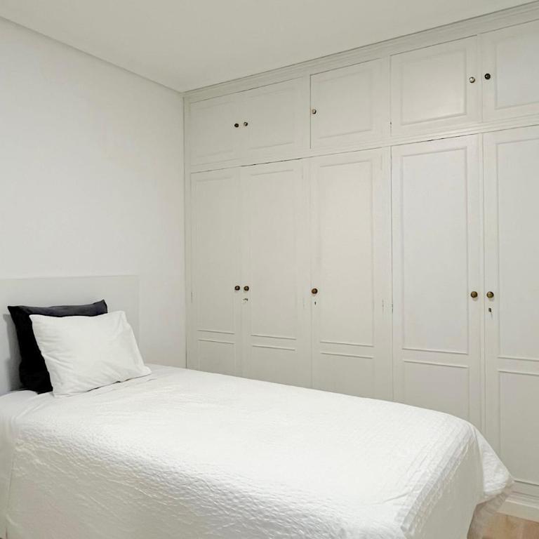 Piso céntrico de 5 dormitorios con garaje en Vigo - Apartment mit 5 Schlafzimmern - 34