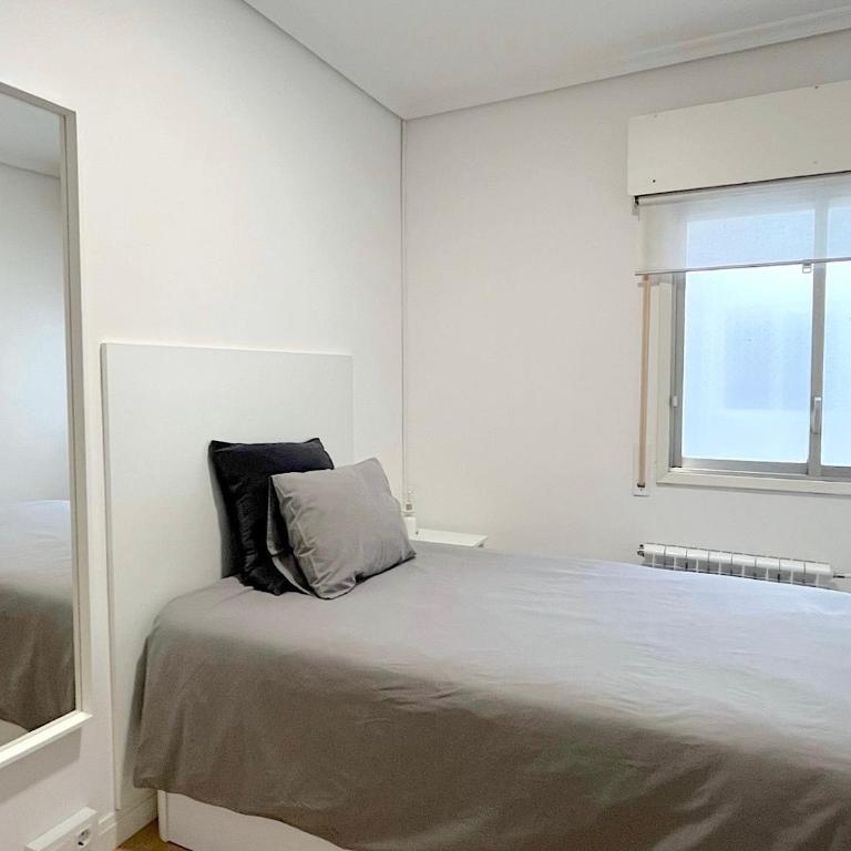 Piso céntrico de 5 dormitorios con garaje en Vigo - Apartment mit 5 Schlafzimmern - 39