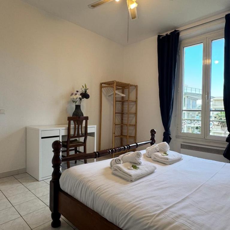 Reine des Mers - Four-Bedroom Penthouse Apartment - 6