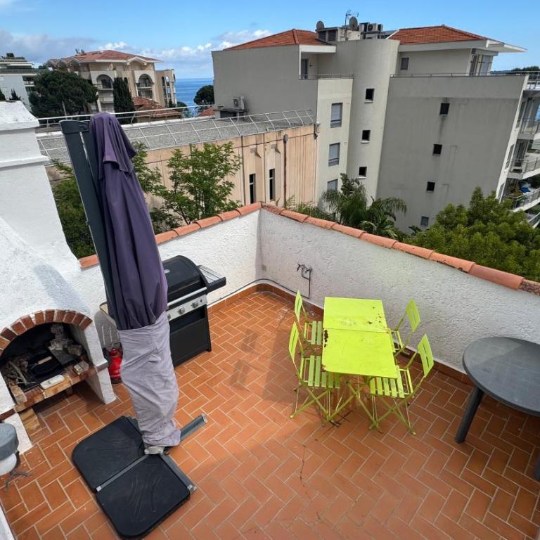 Reine des Mers - Four-Bedroom Penthouse Apartment - 22