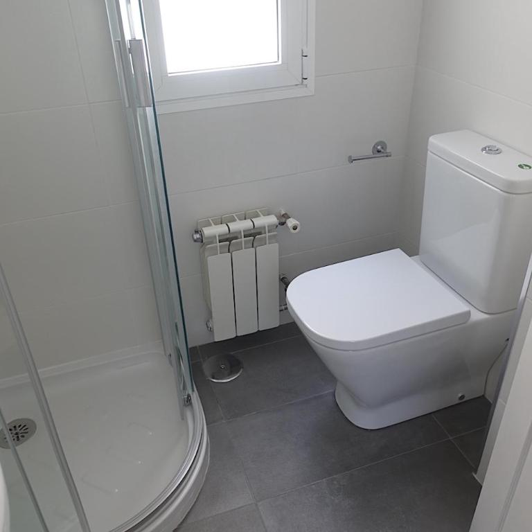 Piso céntrico de 5 dormitorios con garaje en Vigo - Apartment mit 5 Schlafzimmern - 66