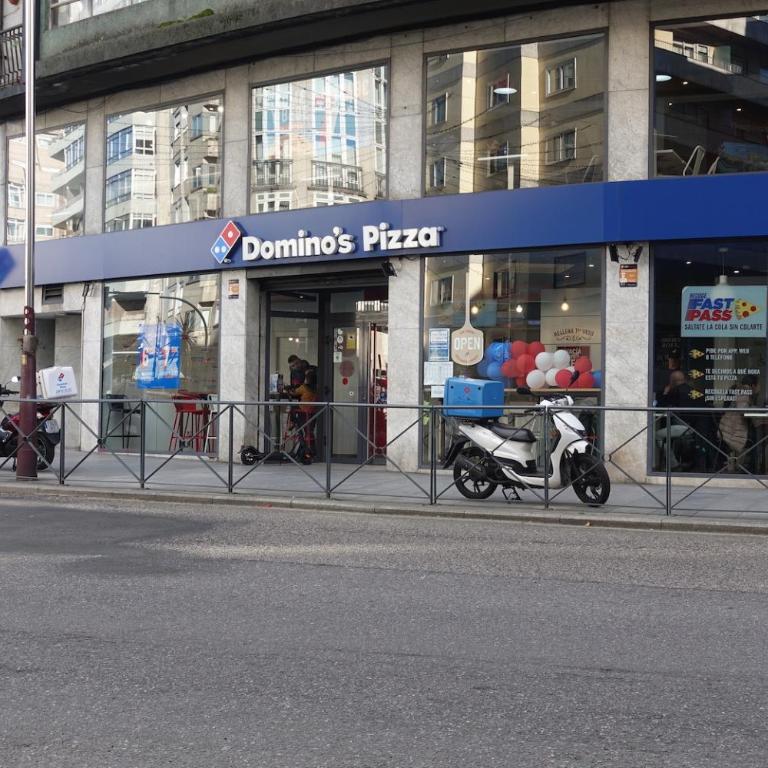 Piso céntrico de 5 dormitorios con garaje en Vigo - Apartment mit 5 Schlafzimmern - 78