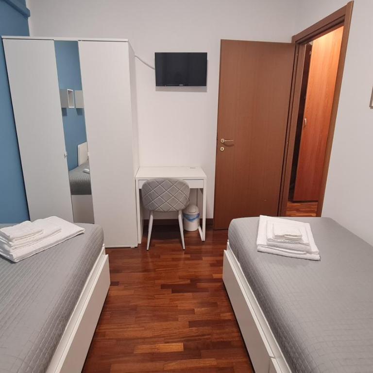 Casa Gavazzeni Il Sogno - Camera Doppia con Letti Singoli con Bagno Privato - 3