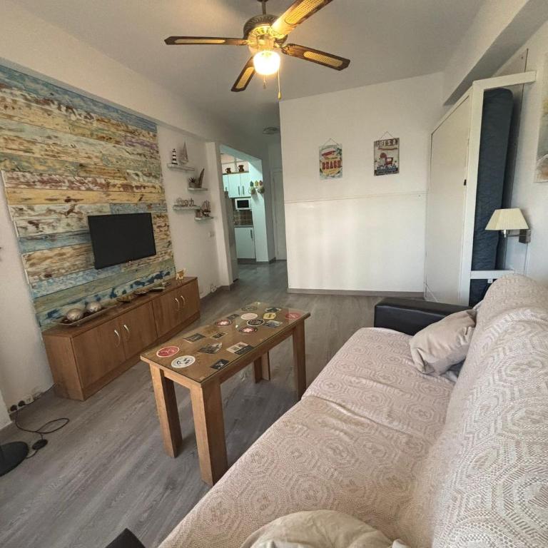 Estudio Puerto Marina Playa - Studio with Terrace - 12
