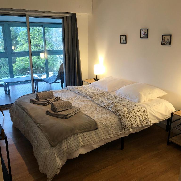 Villa Prune 200m 5 chambres avec piscine et garage - Villa - 36