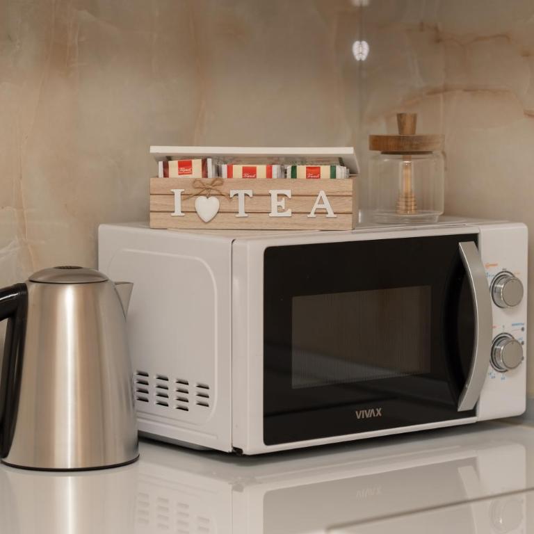 Skywalk House - One-Bedroom House - 11