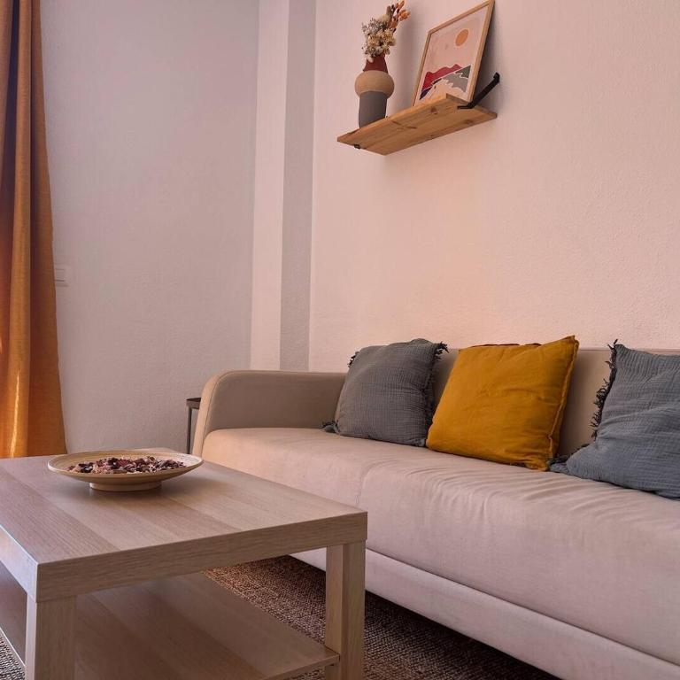 Stylish Marbella Spot Pass the Keys - Two-Bedroom Apartment - 5