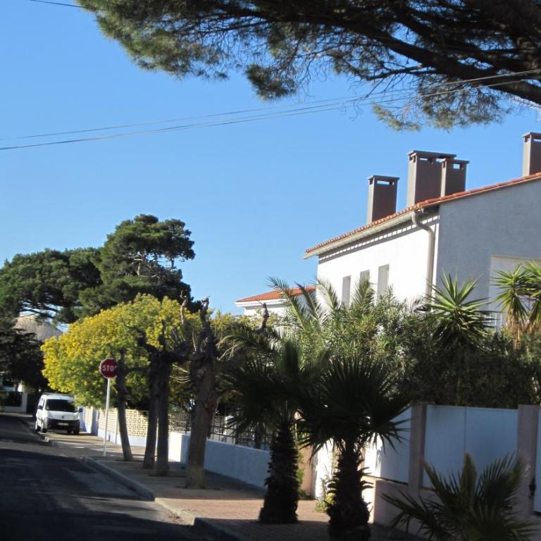 3mn de la plage et 10 mn du centre à pieds CALME et AGREABLE - Appartement 2 Chambres - 1