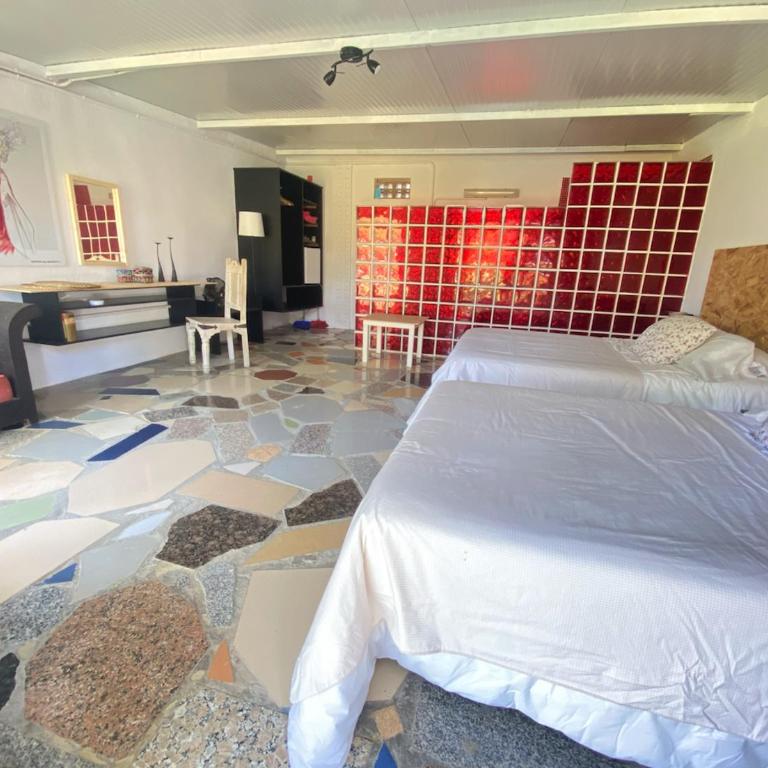 Jacaranda - Habitación con cama extragrande y vistas al jardín - 20