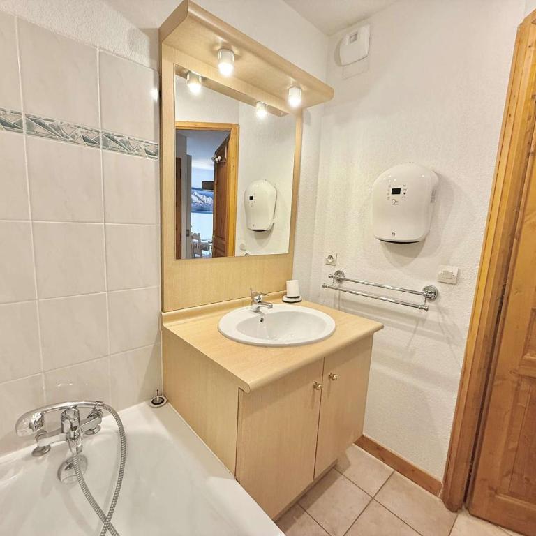 Appartement 2 pièces cabine à Praz-sur-Arly - 6 personnes avec parking - Appartement 1 Chambre - 10