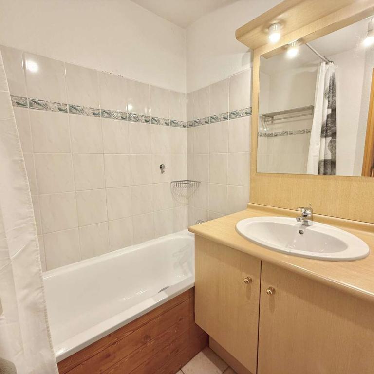 Appartement 2 pièces cabine à Praz-sur-Arly - 6 personnes avec parking - Appartement 1 Chambre - 12