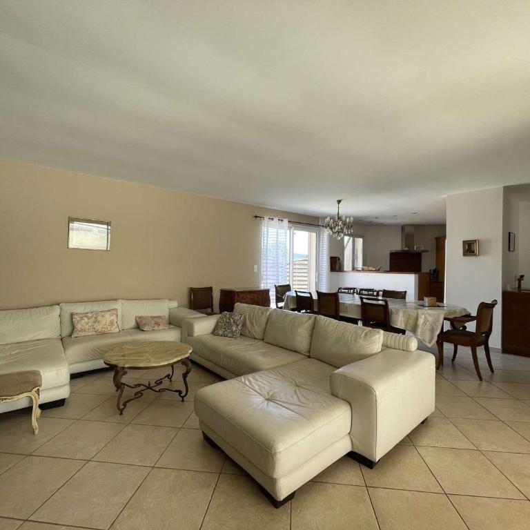 Villa 11 Pers à Vallon-Pont-d'Arc - Piscine Privée, 5 Ch, Jardin, Proche Centre - FR-1-382-213 - Maison de Vacances - 7