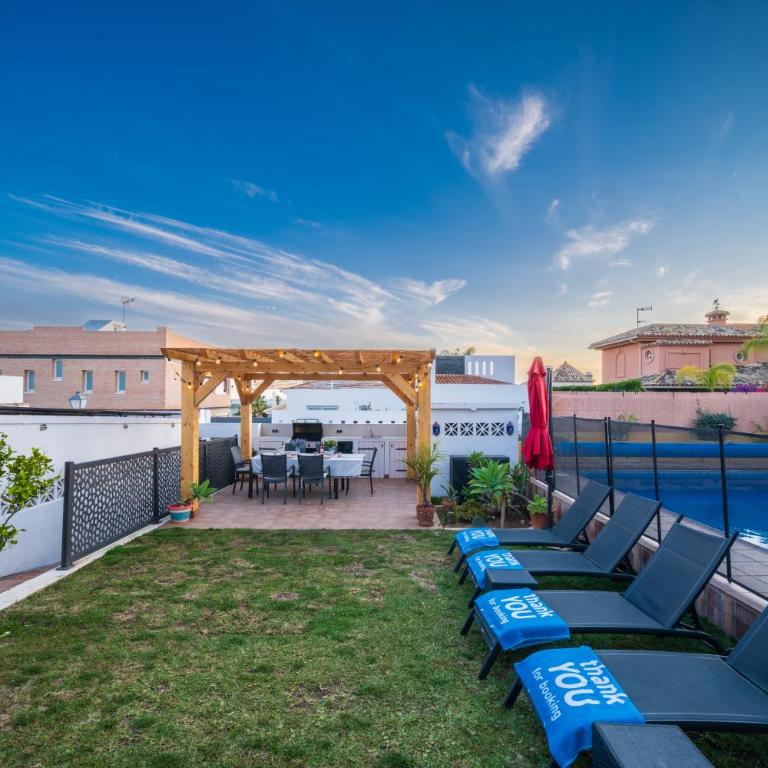 Typical beach house Las Chapas Playa with heated pool - Villa con vistas al mar - 40