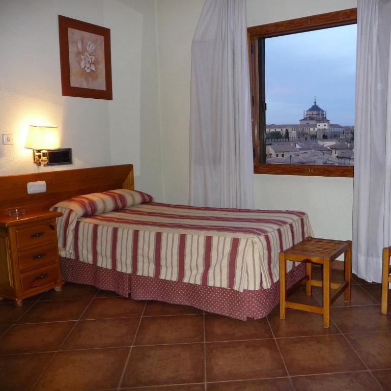 Hotel Real De Toledo - Habitación Individual con baño - 1