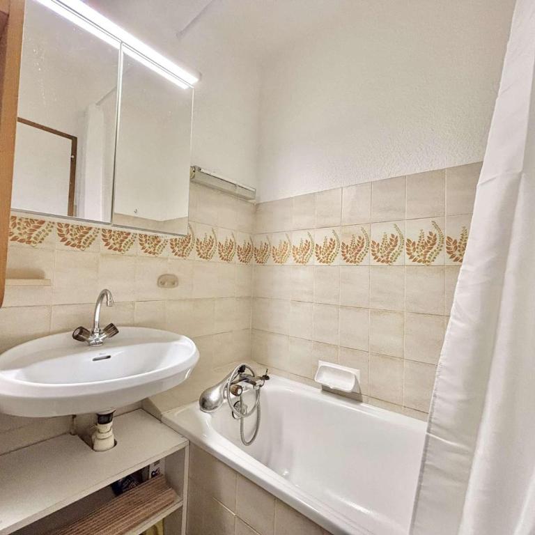 Studio confortable à Notre-Dame-de-Bellecombe avec parking et accès facile aux pistes - Appartement 1 Chambre - 20