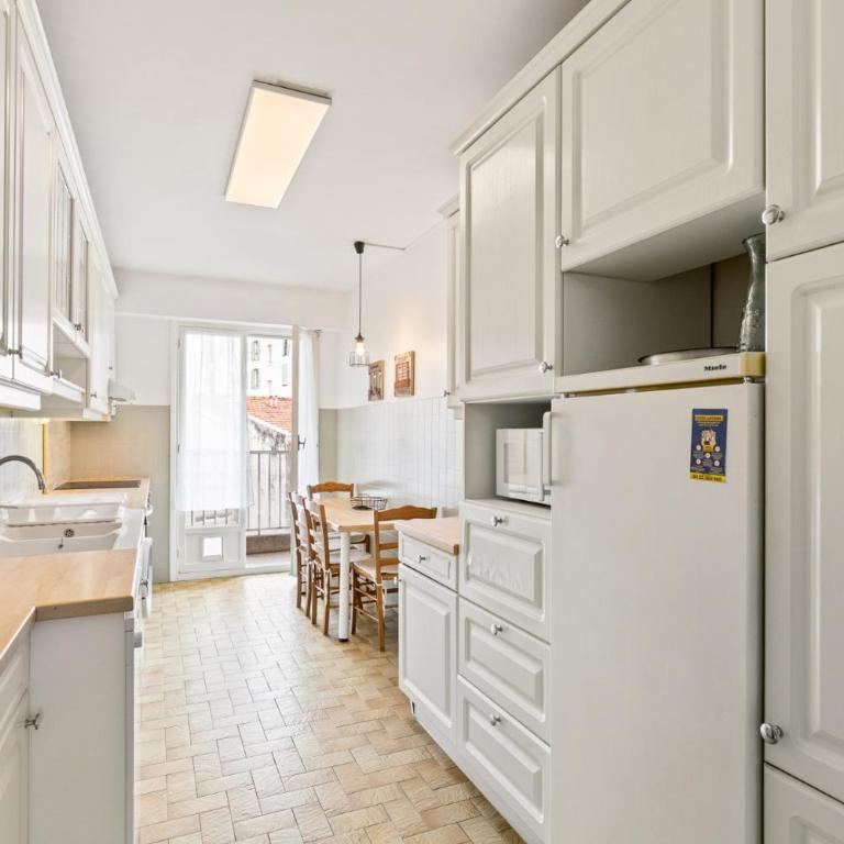 Suite de Dijon FSHH - Appartement 3 Chambres - 13