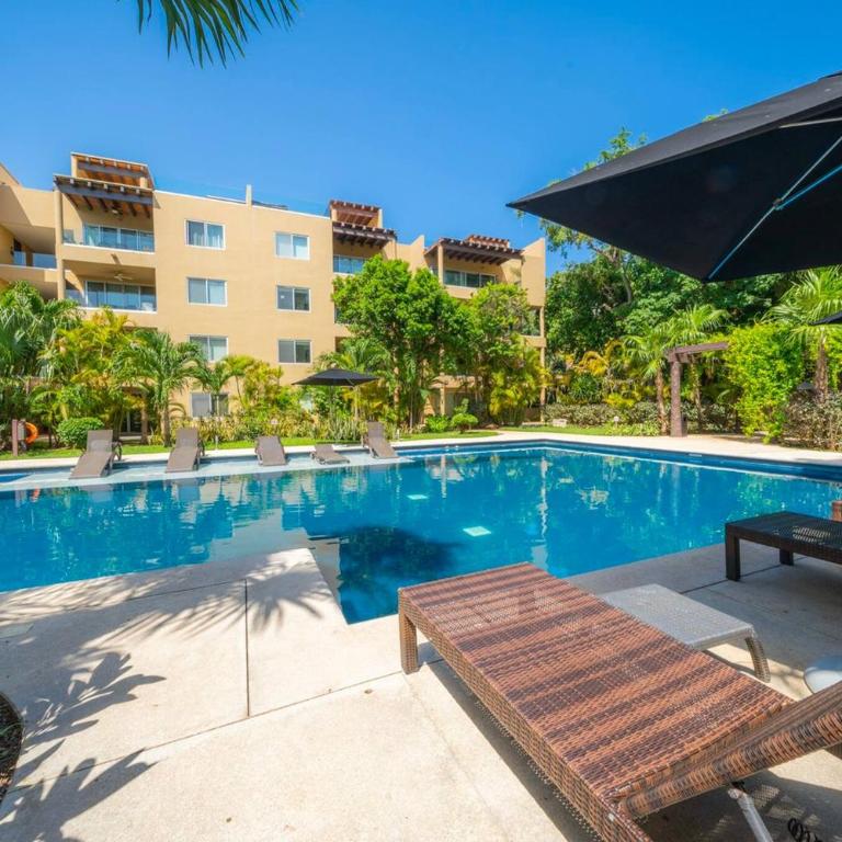 Condo Valentine 5 STAR, 4 Pools, Gym, Concierge Services, 24-HR Security - Three-Bedroom Apartment - 23