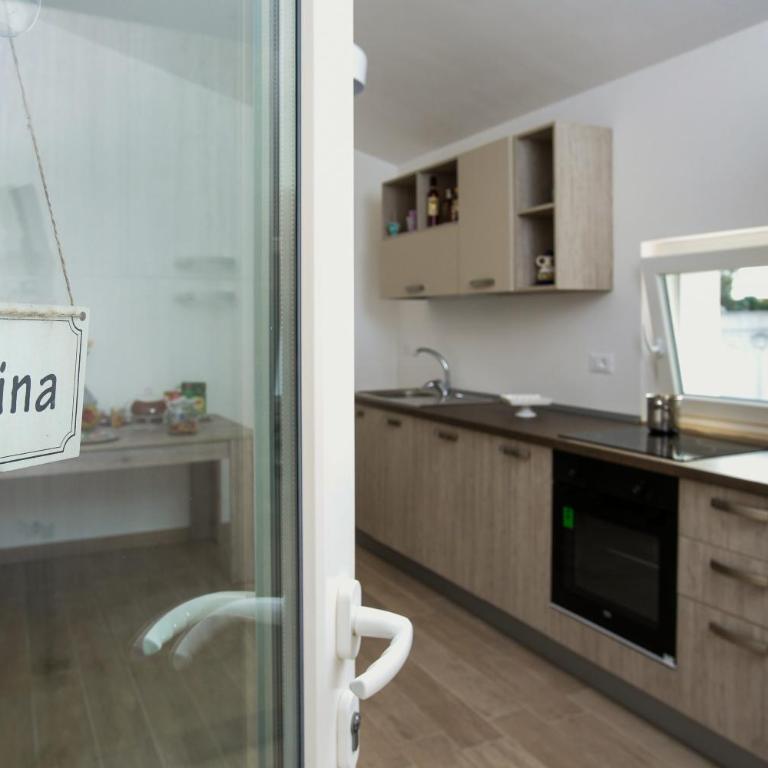 CASA 801 - Appartamento con 2 Camere da Letto - 5