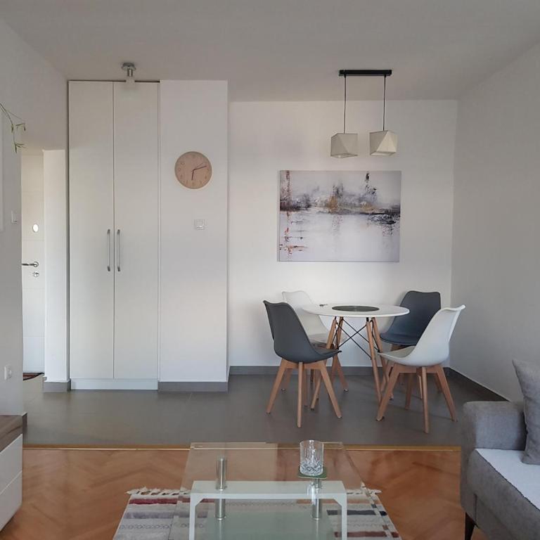 Spacious and comfortable apartment - Apartman sa 1 Spavaćom Sobom - 4