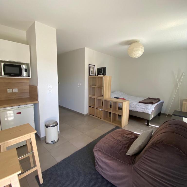 Appartement avec Balcon Immeuble Standing - Appartement 1 Chambre - 15