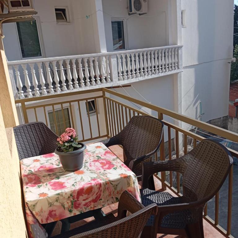 Vito Apartments Sutomore - Apartman s 1 Spavaćom Sobom i Balkonom - 12