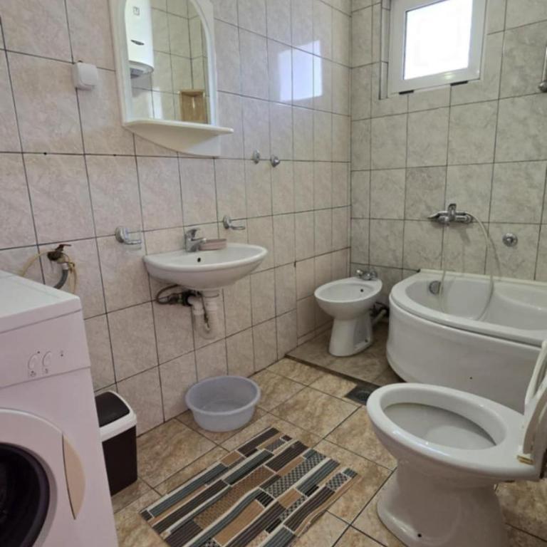 Vito Apartments Sutomore - Apartman s 1 Spavaćom Sobom i Balkonom - 1