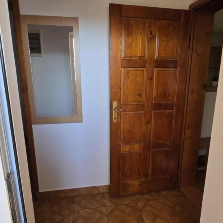 Vito Apartments Sutomore - Apartman s 1 Spavaćom Sobom i Balkonom - 3