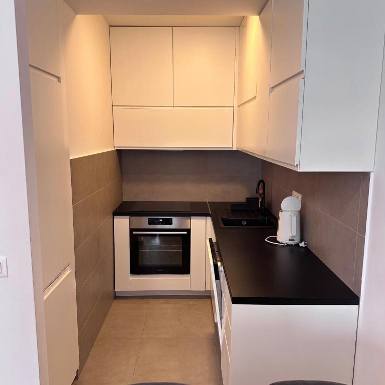 Apartment Novi Bar - One-Bedroom Premium Apartment with Ocean View - 6