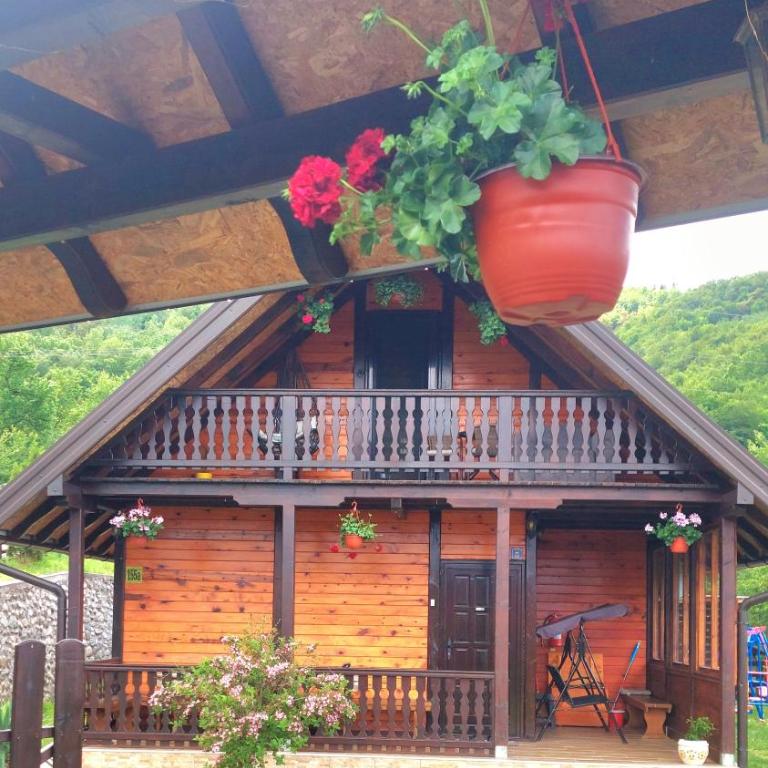 Brvnara Sofiana - Kuća sa 2 Spavaće Sobe - 36
