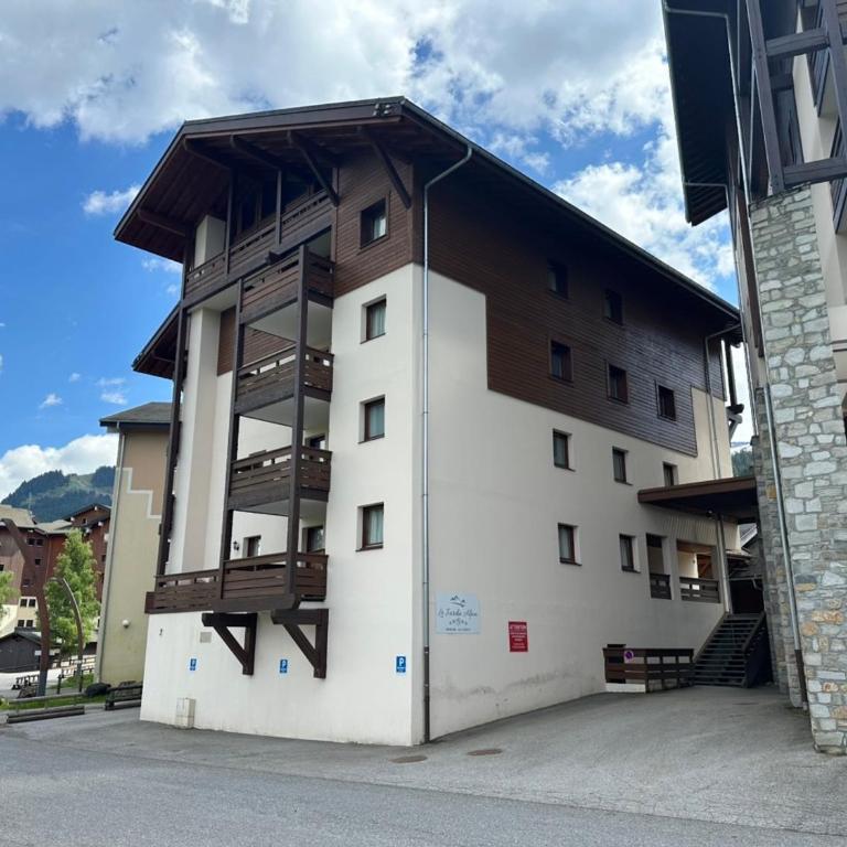 Appartement spacieux 4 chambres, pieds pistes, parking inclus - Appartamento con 4 Camere da Letto - 3