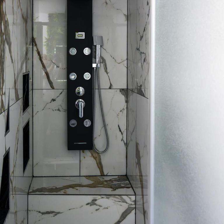 Redroom Spa privatif & nuit romantique à deux - Appartement 1 Chambre - 27
