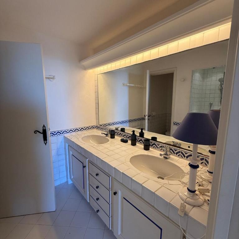 Villa Provençale de Charme avec Piscine et Vue mer - Villa - 32