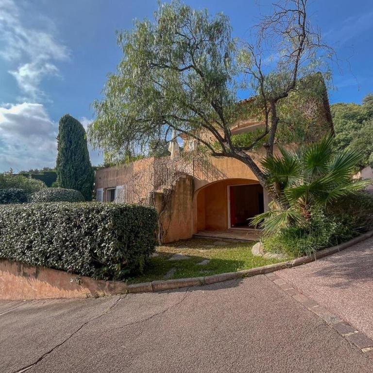 Villa Provençale de Charme avec Piscine et Vue mer - Villa - 35