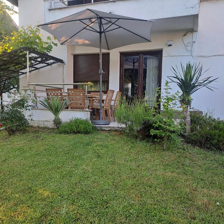 Villa Behić - Four-Bedroom House - 16
