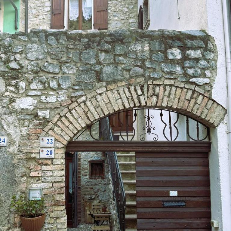 Castello 3 - Appartamento con 2 Camere da Letto - 2