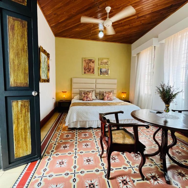 Hotel Boutique Ana Lorenza - Habitación Familiar - 4