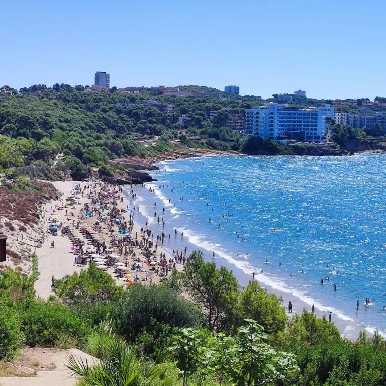 Apartmento en Primera línea de Mar, vistas al Mar y Piscina - Apartamento de 2 dormitorios - 32