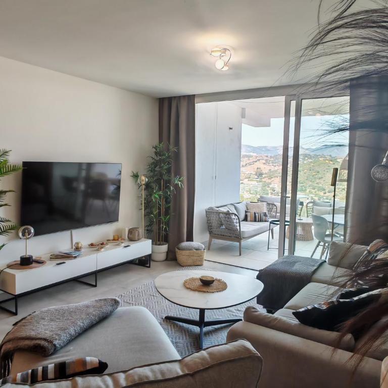 Garden apartment with incredible views in Casa Banderas La Cala de Mijas - Two-Bedroom Apartment - 9
