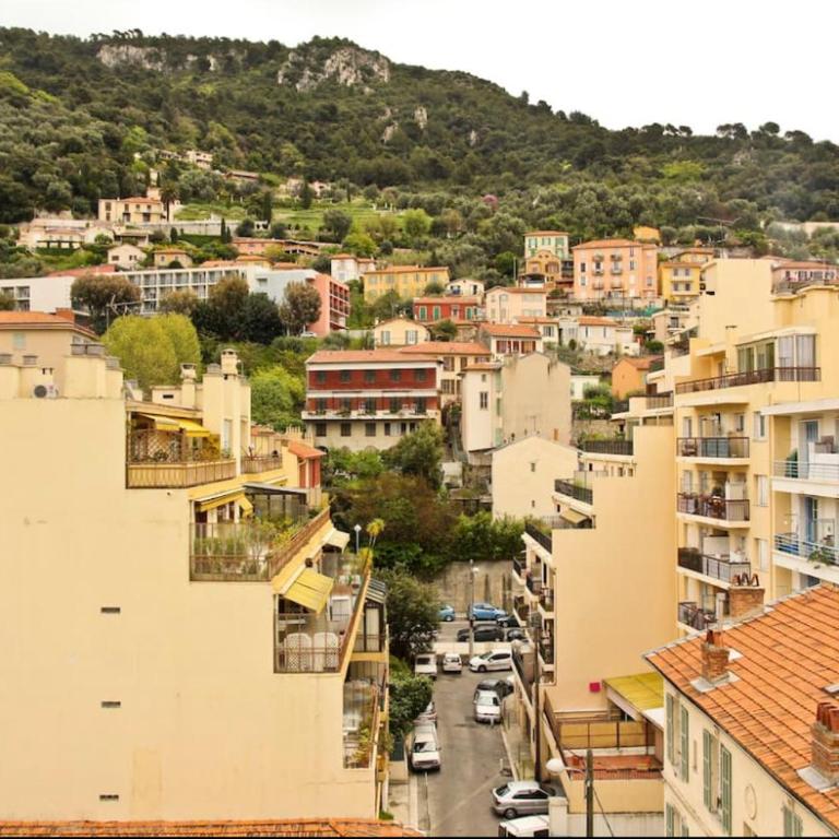 Studio climatisé au calme, terrasse vue colline - Appartement 1 Chambre - 9