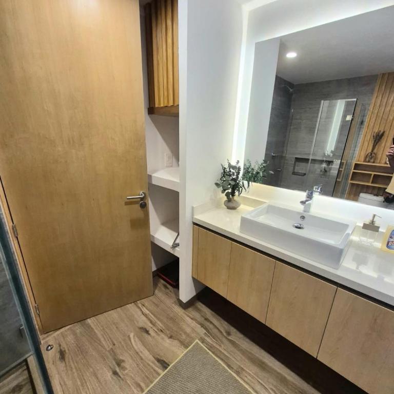 Espacio elegante y cómodo, perfecto para descansar - Apartamento de 1 dormitorio - 33