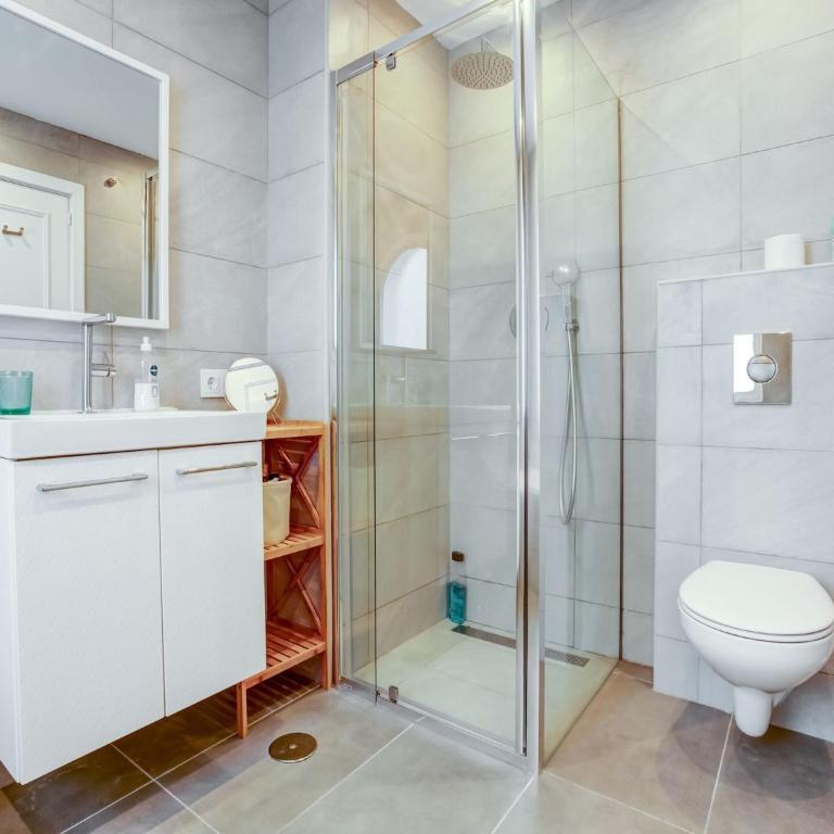 Relaxed Retreat With Pool - Casa Vacacional de 3 dormitorios - 38