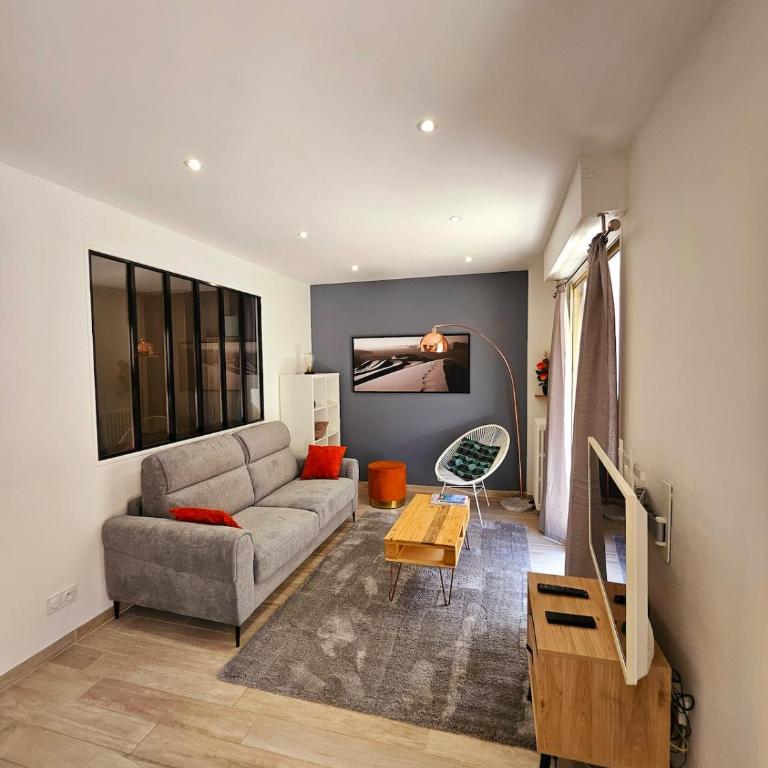 T2 avec balcon - Rue Royale 5min du Lac - Apartment mit 1 Schlafzimmer - 27